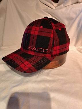 SACO Red Plaid Baseball Cap for Men